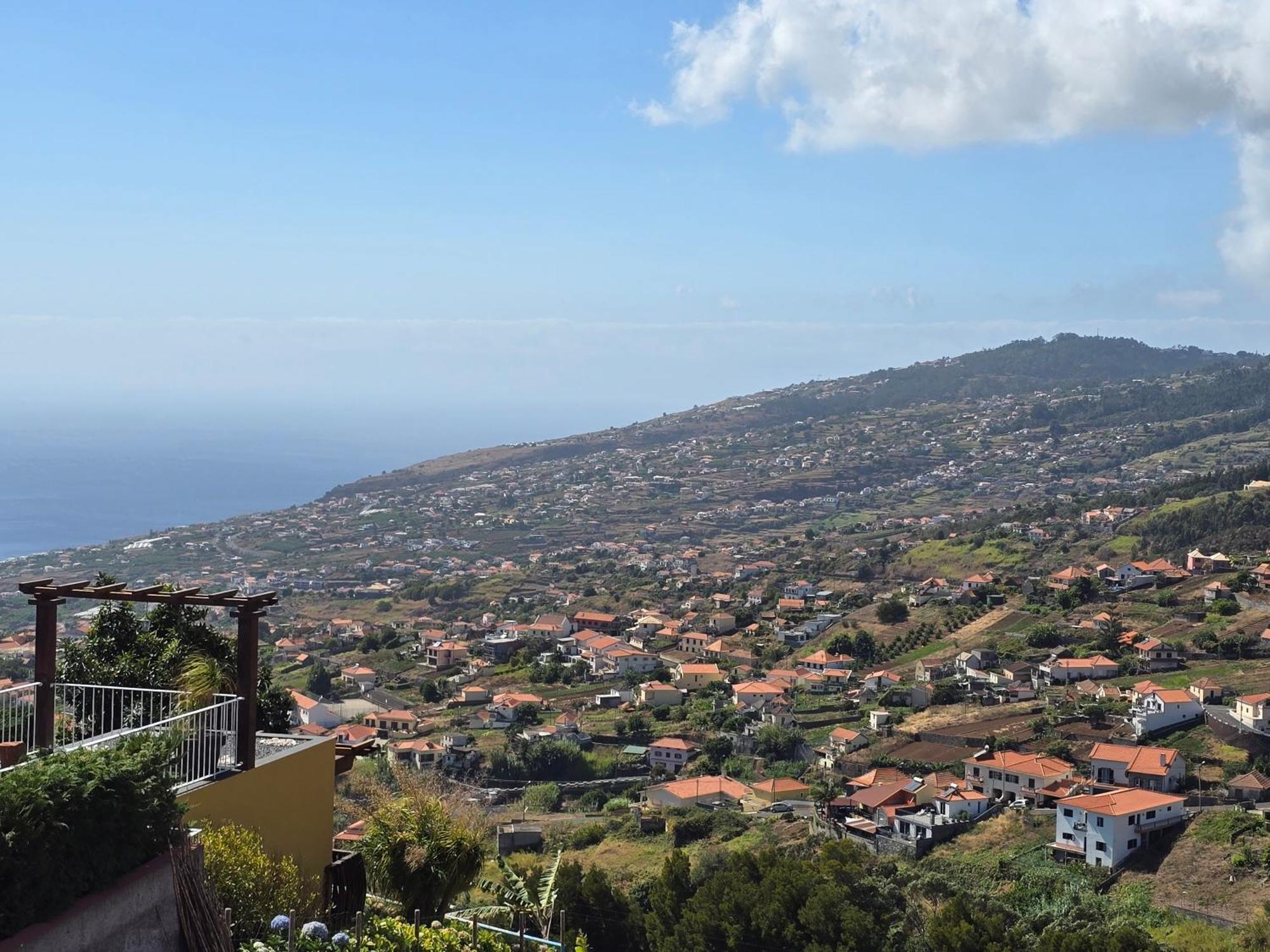 Brand New Private Modern Apartment With Patio And Sea View Calheta  Exterior foto